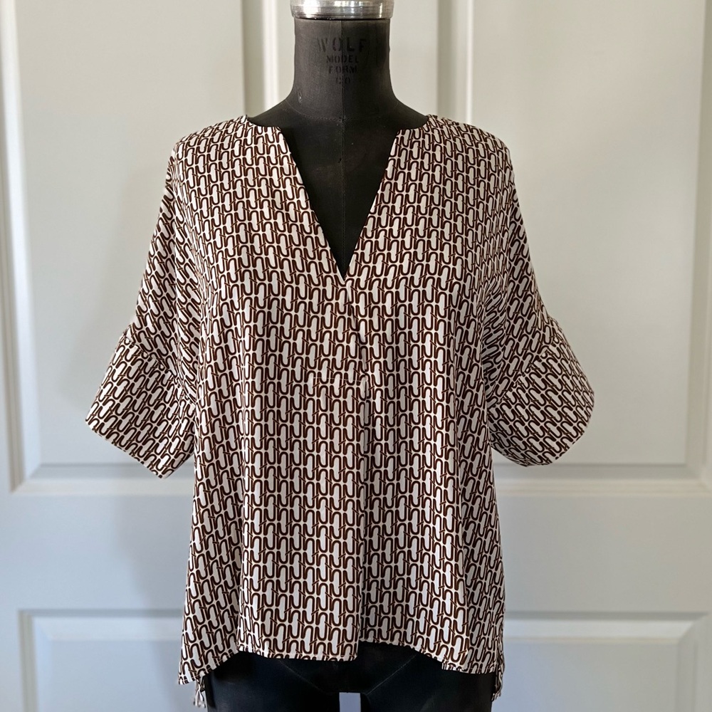 Worthington Geometric Print V-Neck Blouse Short Sleeve Brown Ivory Size S